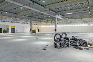 Electric paint spraying equipment.